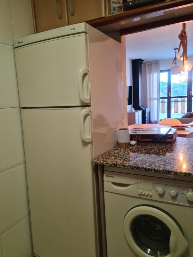 Appartement Tuhogarencerler Taquilla Parking En Pistas Extérieur photo