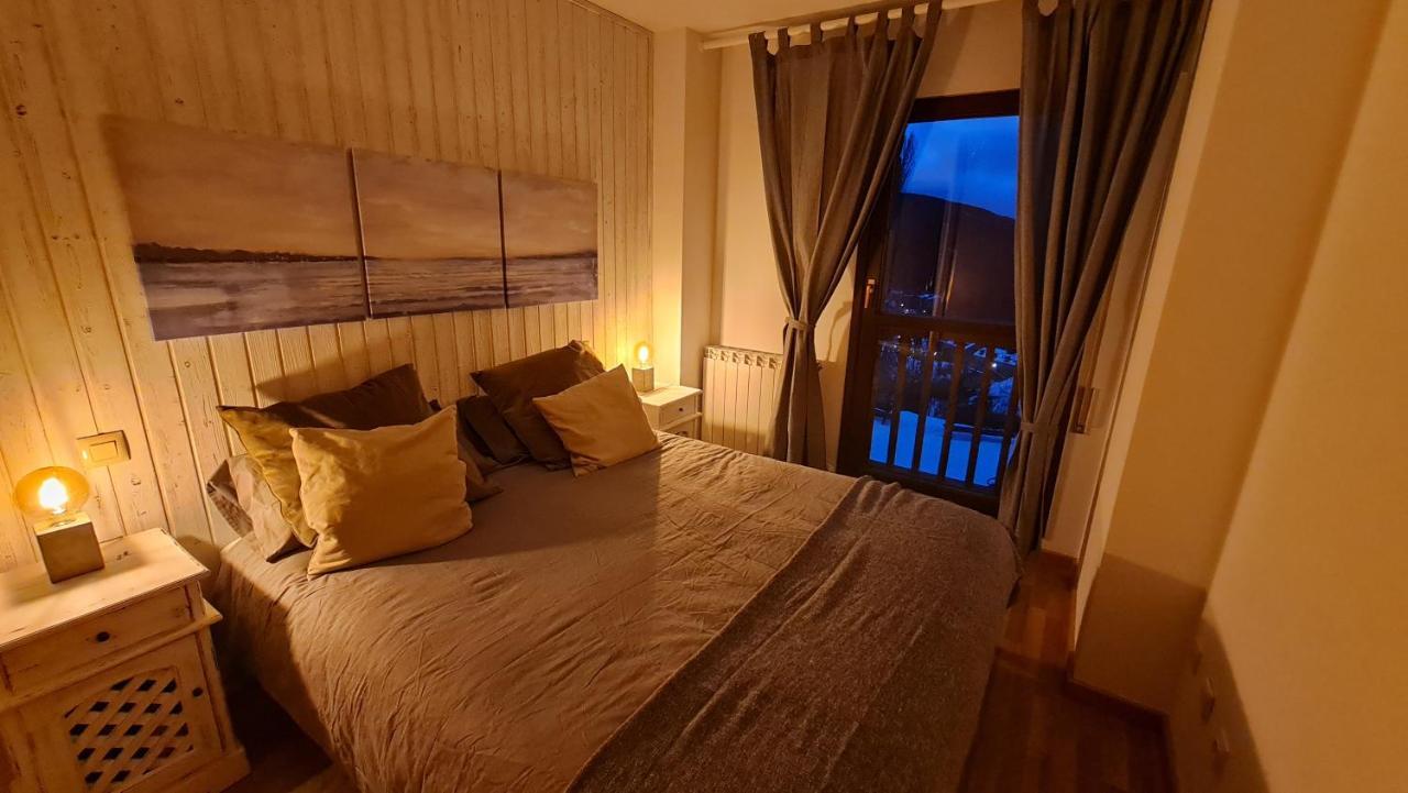 Appartement Tuhogarencerler Taquilla Parking En Pistas Extérieur photo